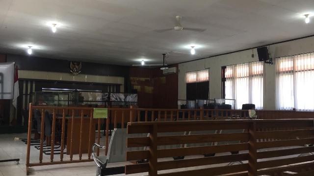 Ruang Sidang PN Pekanbaru Masih Kosong