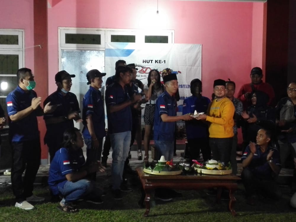 0D95EAA3 4901 42B8 8A69 613751319E2F