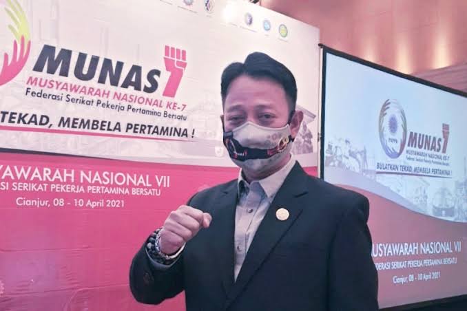 576EE5D9 27C8 494F AB7C B493E906E558