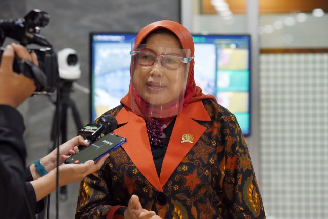 C88CDAD4 3DE1 49DB B06C 779FF0D97487