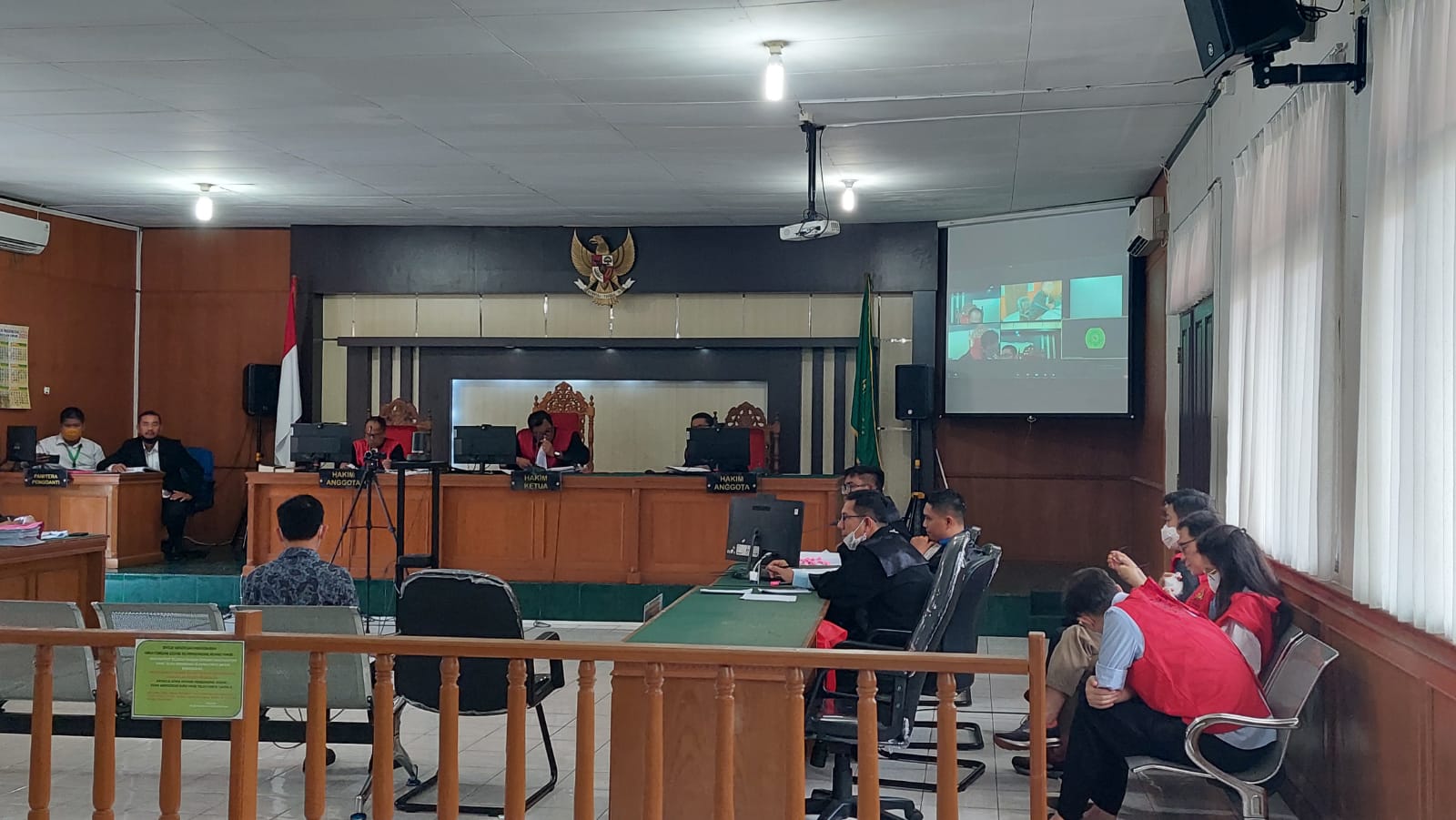 773B480D D9DA 4F04 B404 D9CAC1A2A79B