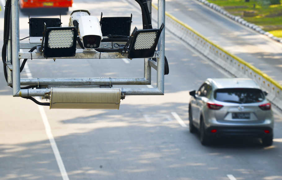 4AA91B2D C2EA 40E4 A84B A3FEC2F7E2B4