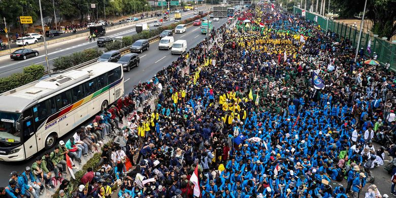 4F8E99B4 A122 4E46 A36D 8A8D22BCF01B