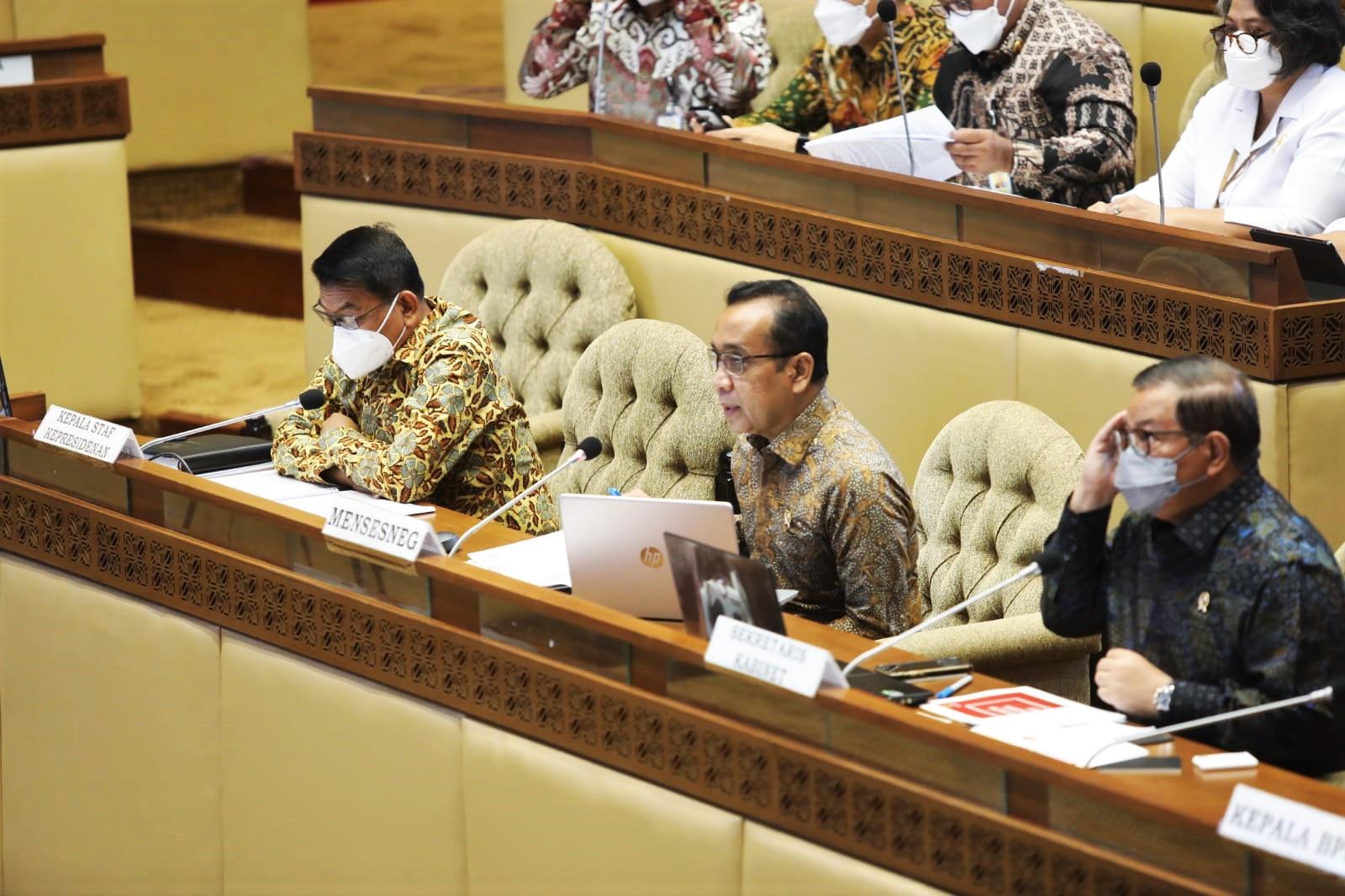 Komisi II DPR RI Menerima Hasil Pelaksanaan Program dan Anggaran Kemensetneg Tahun 2021
