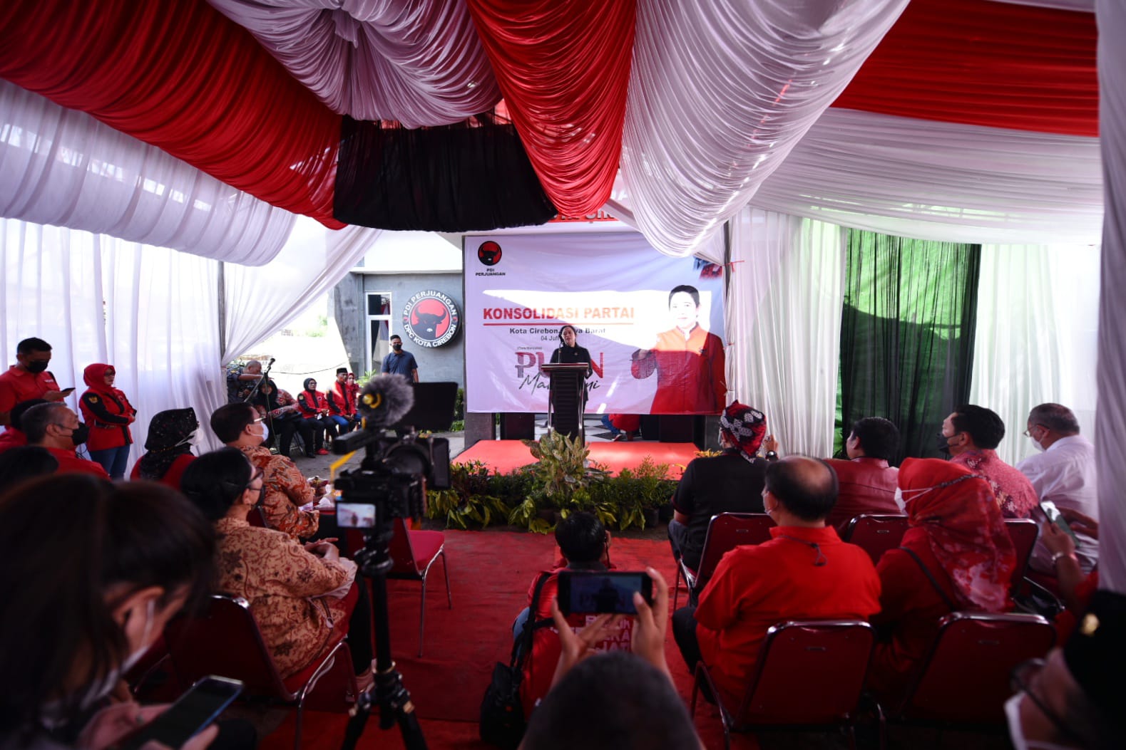 F8EB89C2 BB82 4642 B273 6D2D7C101FDF