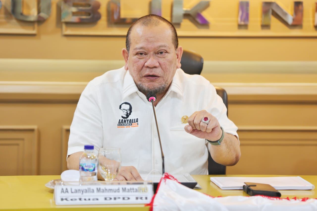 2542D953-212F-4CC6-950B-E2393C31C31D 2542D953 212F 4CC6 950B E2393C31C31D