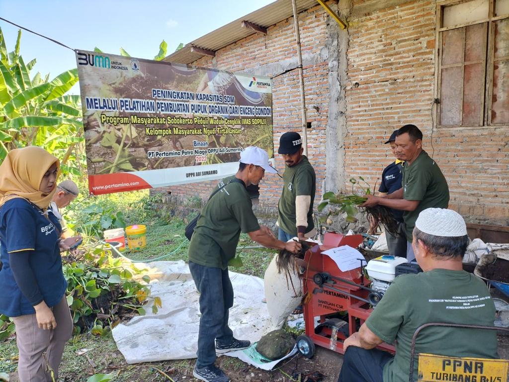 549A6437 A6A1 4C7A B41B 1E8C5BAF0D3E