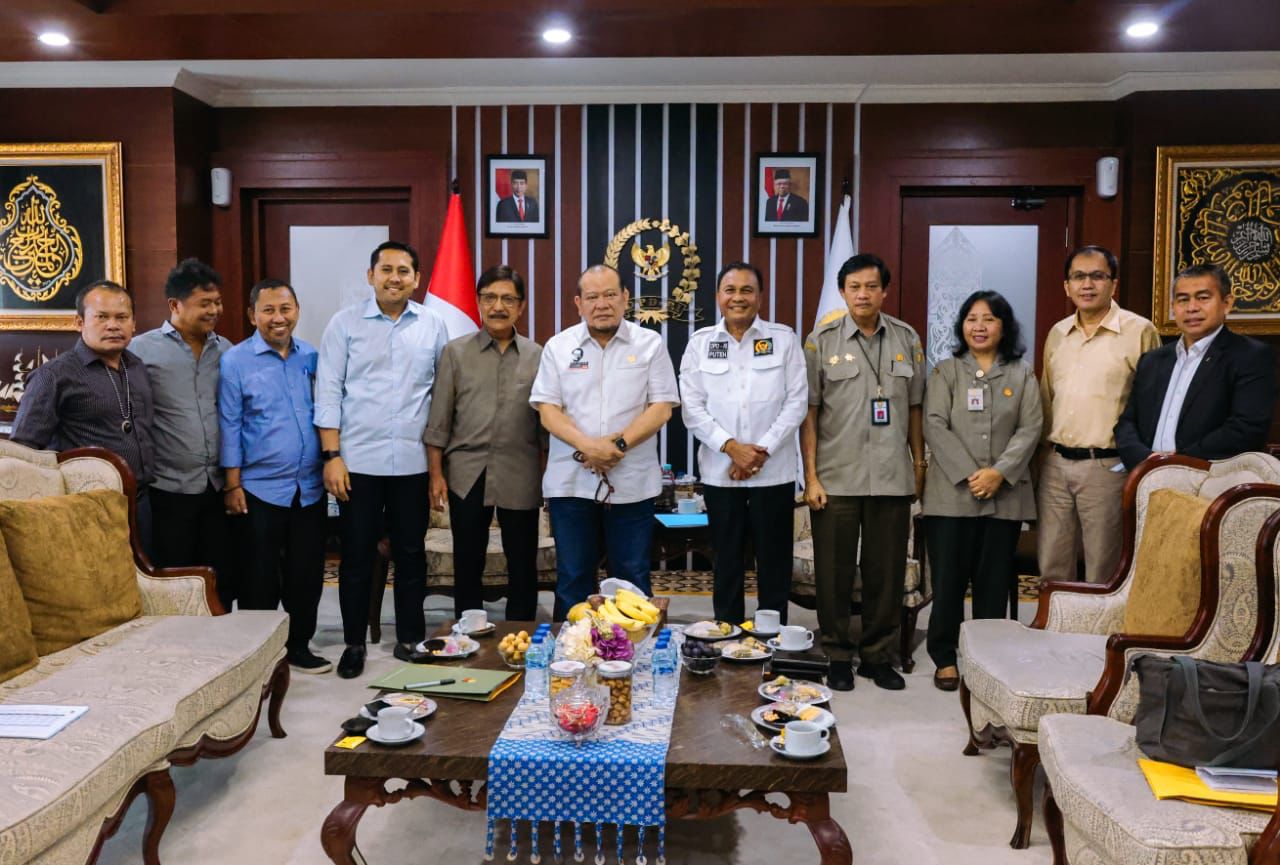 946694E5 A46B 460E 8186 C90D7E4D85F5