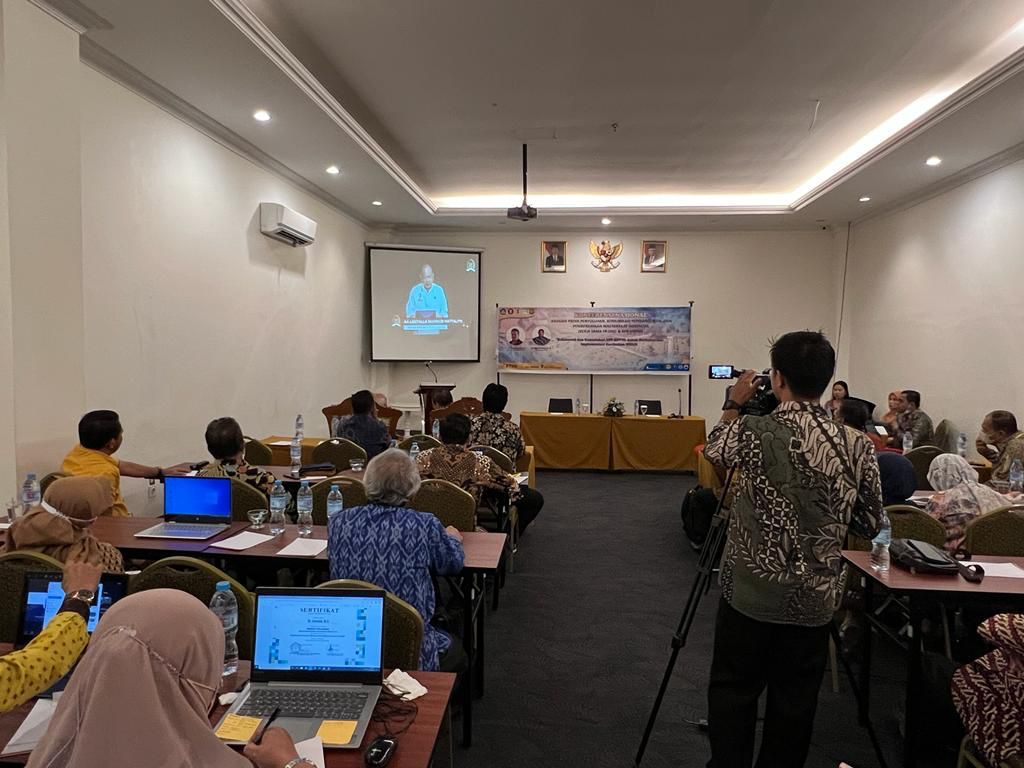 E46A8BD4 0AEC 4EA4 AAF1 DF5B849F8578