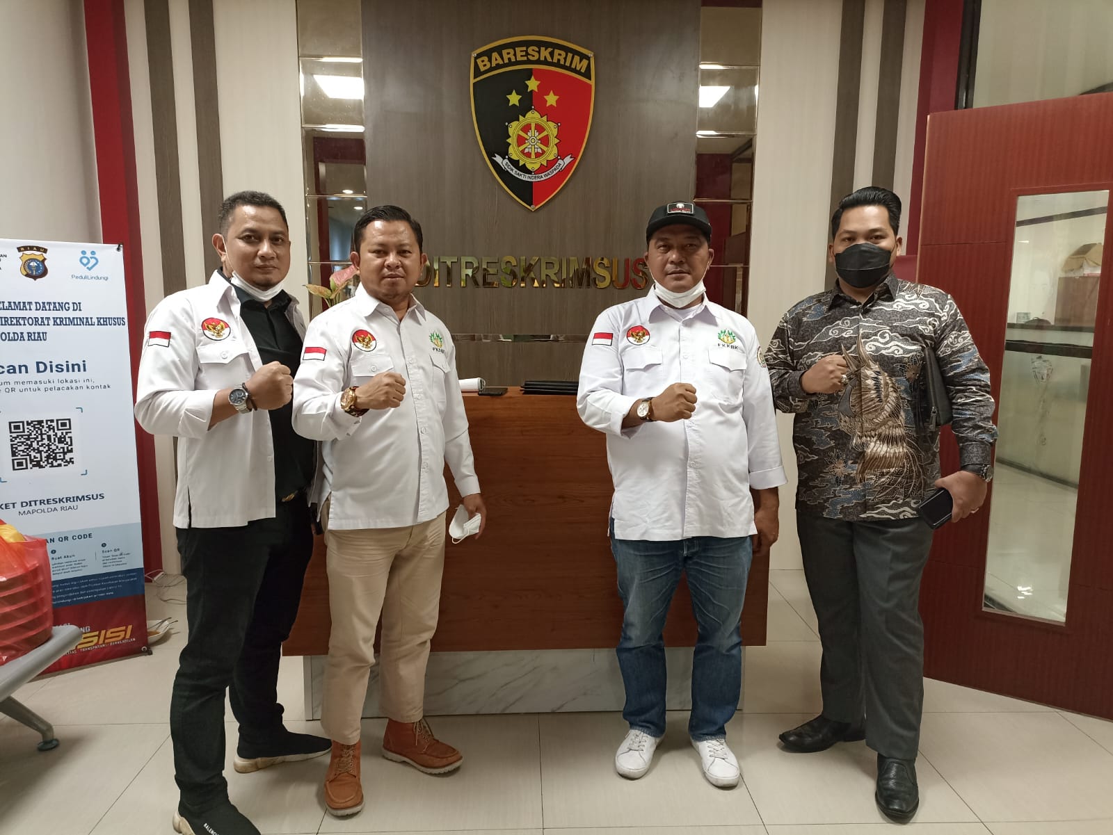 03B9C02B D659 4AD3 A95A 49D1CF21DC05