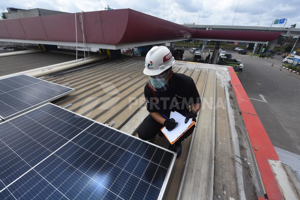 5746CCD2 4196 4C27 A221 808015B7FFF1