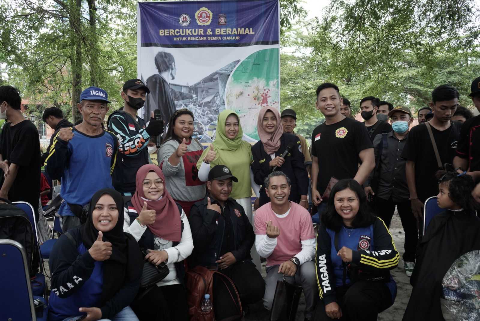 9481FDB8 E0FF 446B 8241 3B2BC3A3BA87