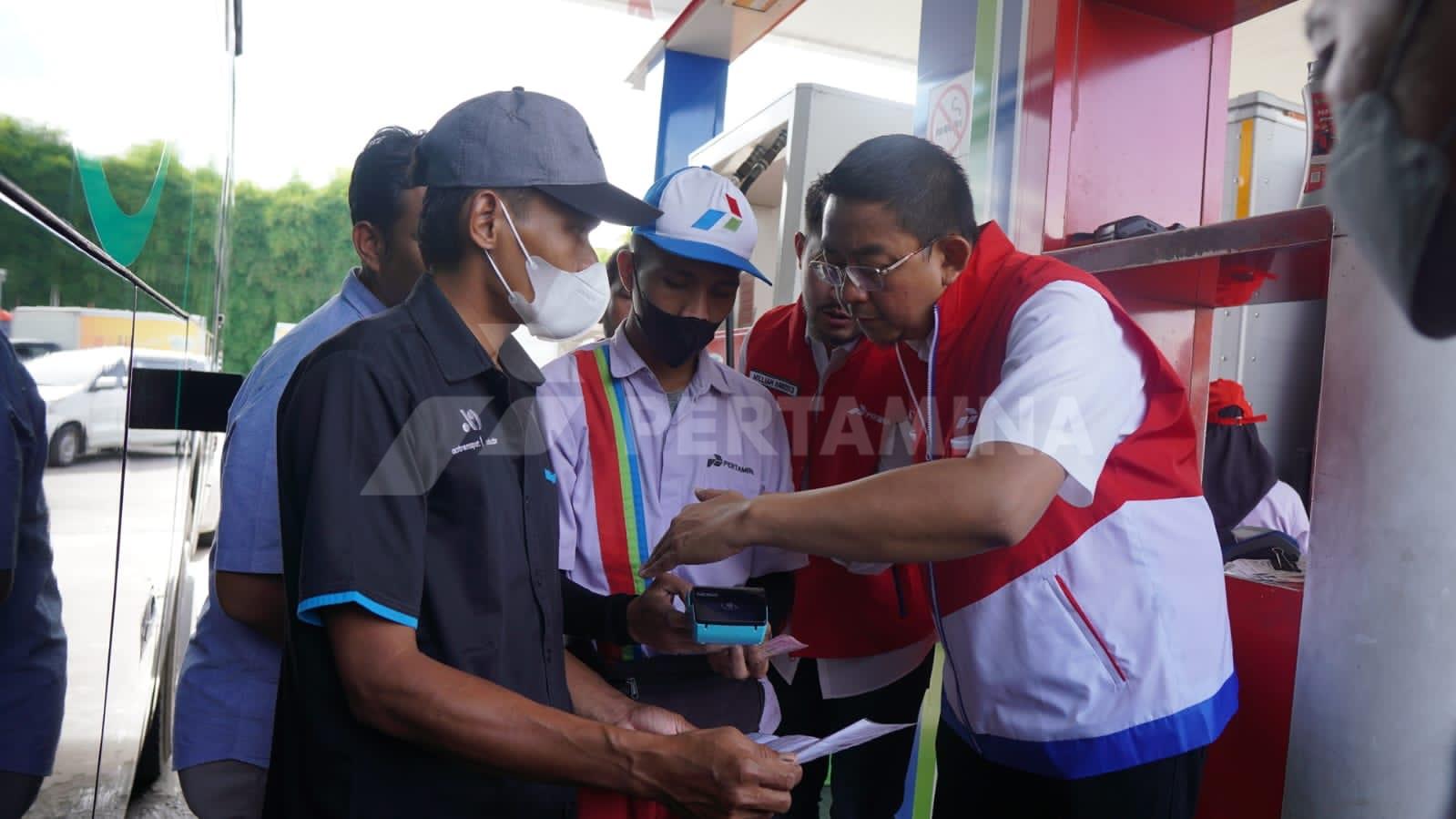 98504C75 C477 447F B2E4 4EB2564E1EBF