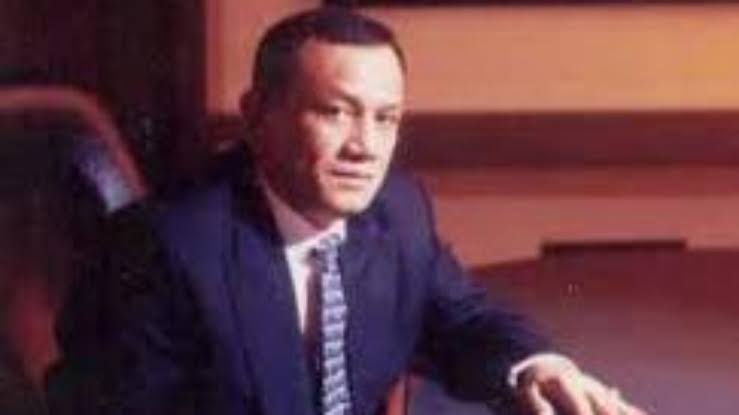 Dr Augustinus Hutajulu SH CN MHum