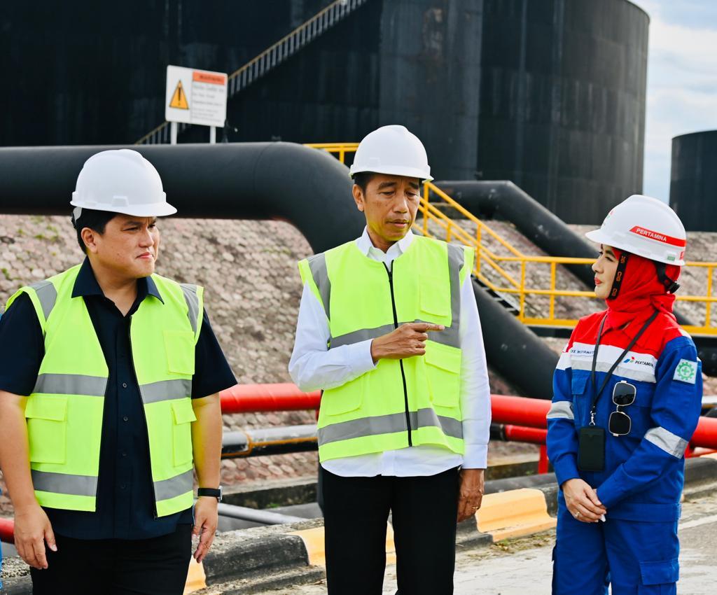 B1970C98 7525 4F0E B6E6 31DFB078C300