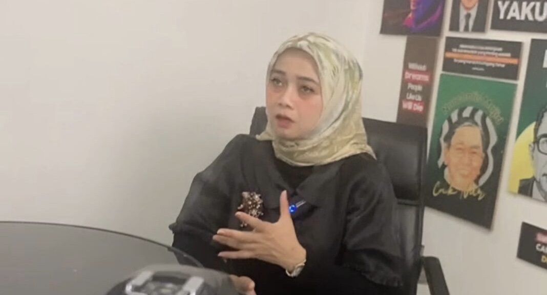 C0FF9B46 07C8 423D AA74 24B080908AC7