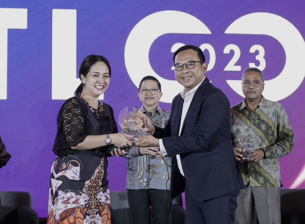 12DC6B2F 0D74 477F ACF6 83FAF0F5D78D