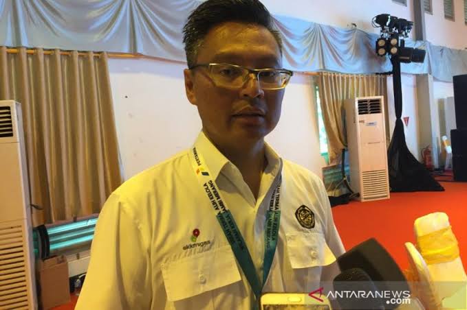 9E695E9E 6245 44F4 9B40 EEFC965FF02E