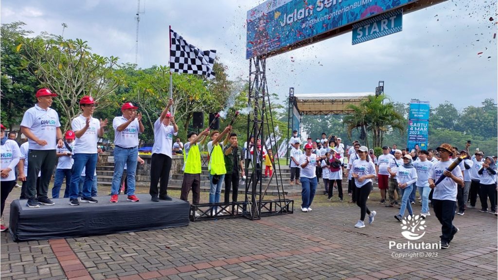 4965E0C6 46DB 4AEB 8474 22E506B88513