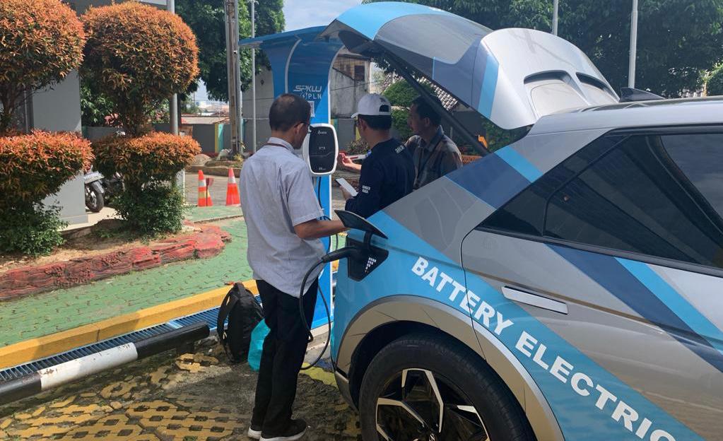 BF1D9890 6FF3 4CF1 8E51 C78AC92CDDEB