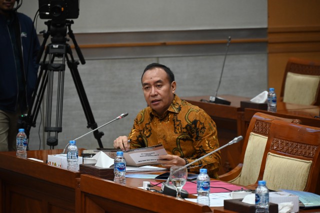 Didik Mukrianto Desak Pengawasan Ketat di Internal Polri Didik Mukrianto Desak Pengawasan Ketat di Internal Polri
