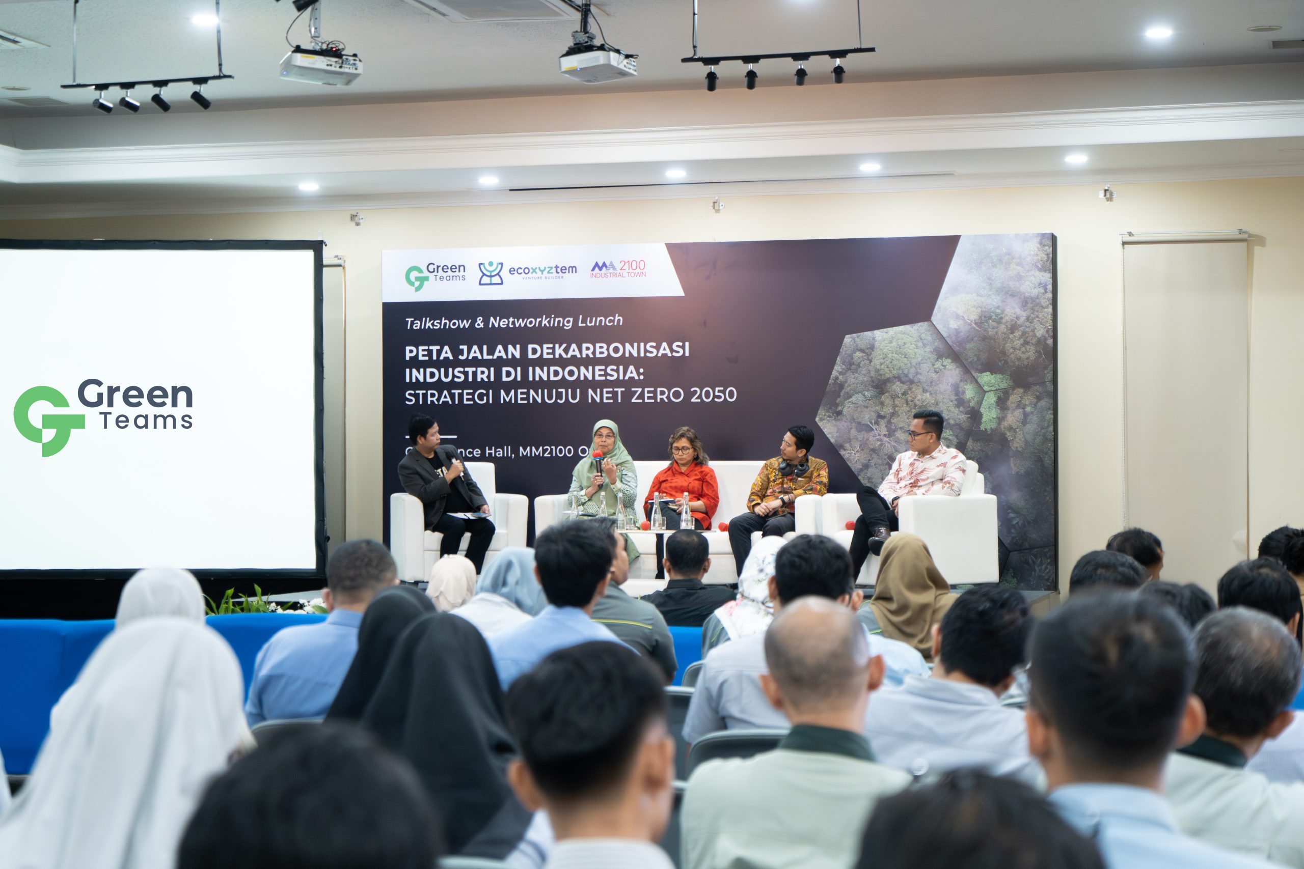 Amir Sodikin RR Sri Gadis Pari Bekti Maria R. Nindita Radyati Ph.D. Bijaksana Junerosano Ipa Teguh Akbar 2 scaled