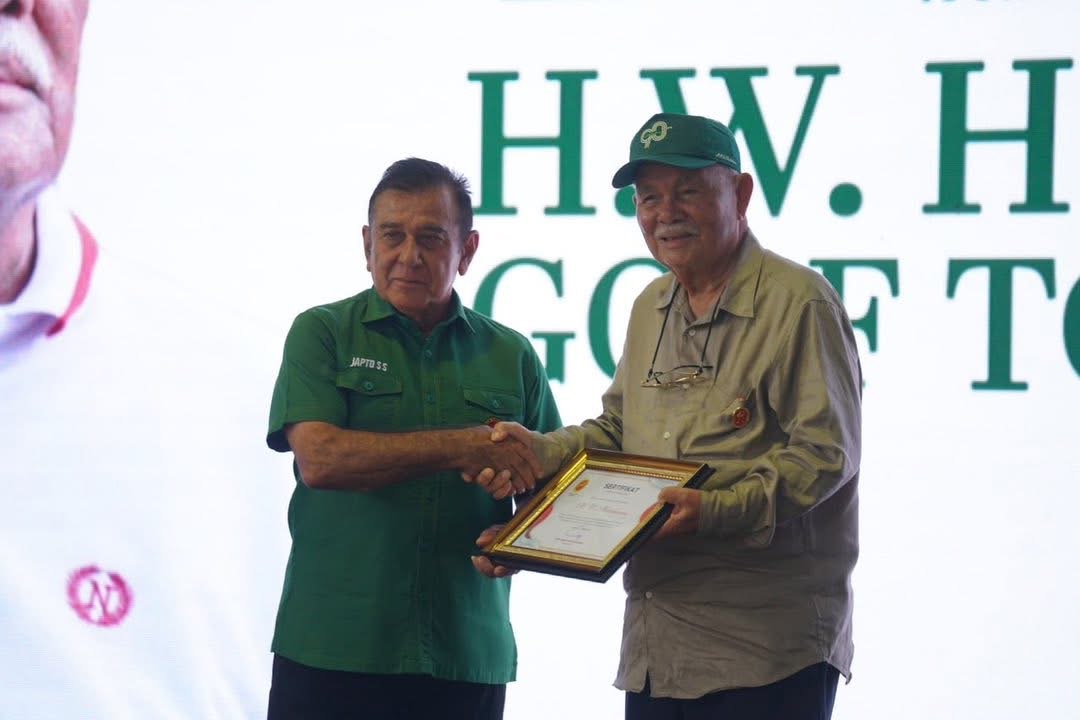 B732D186 CBB2 41F3 8C78 331EB651DBE4