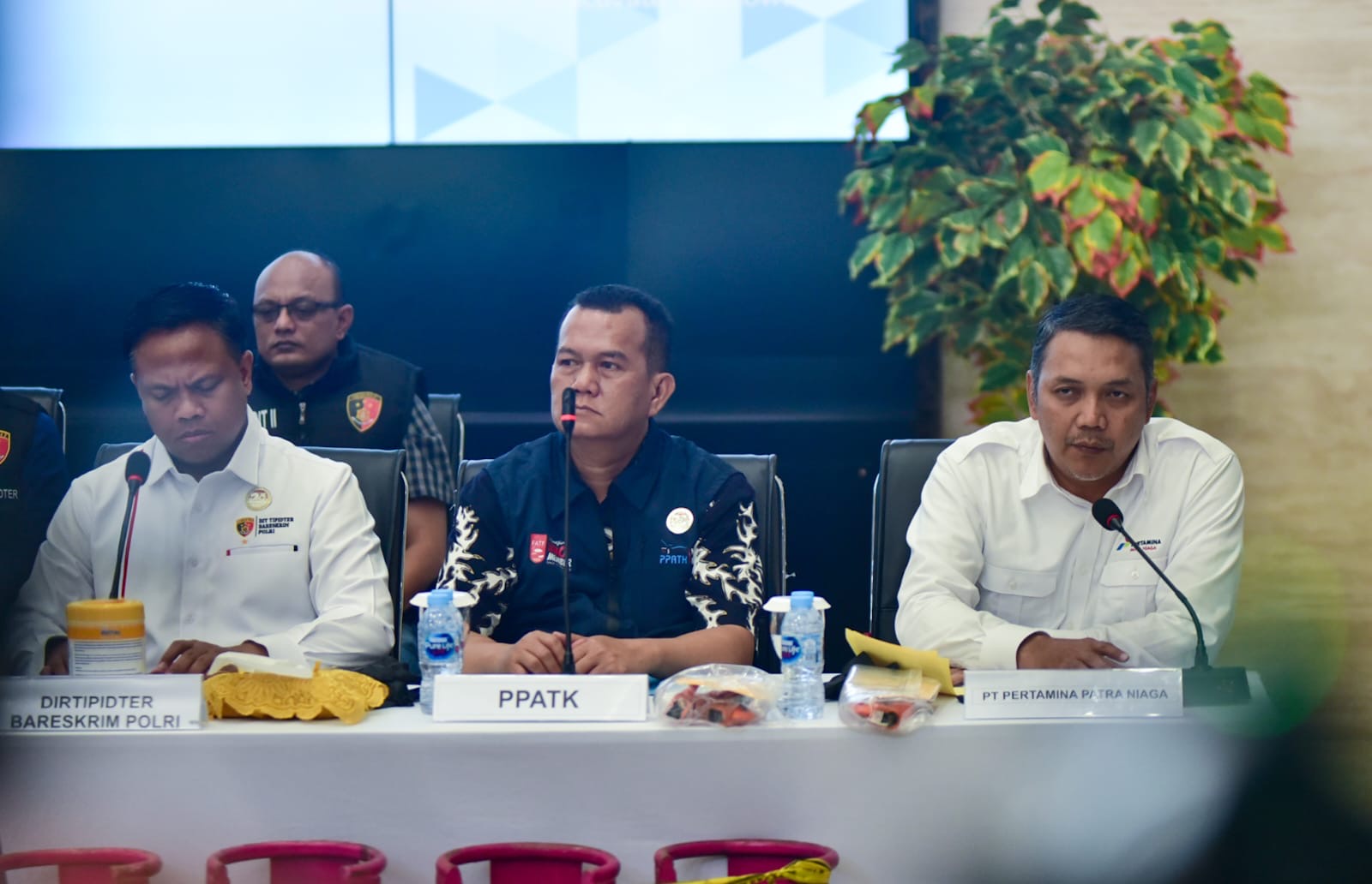 6404b5c9 4cba 40db bb66 b5955994764a