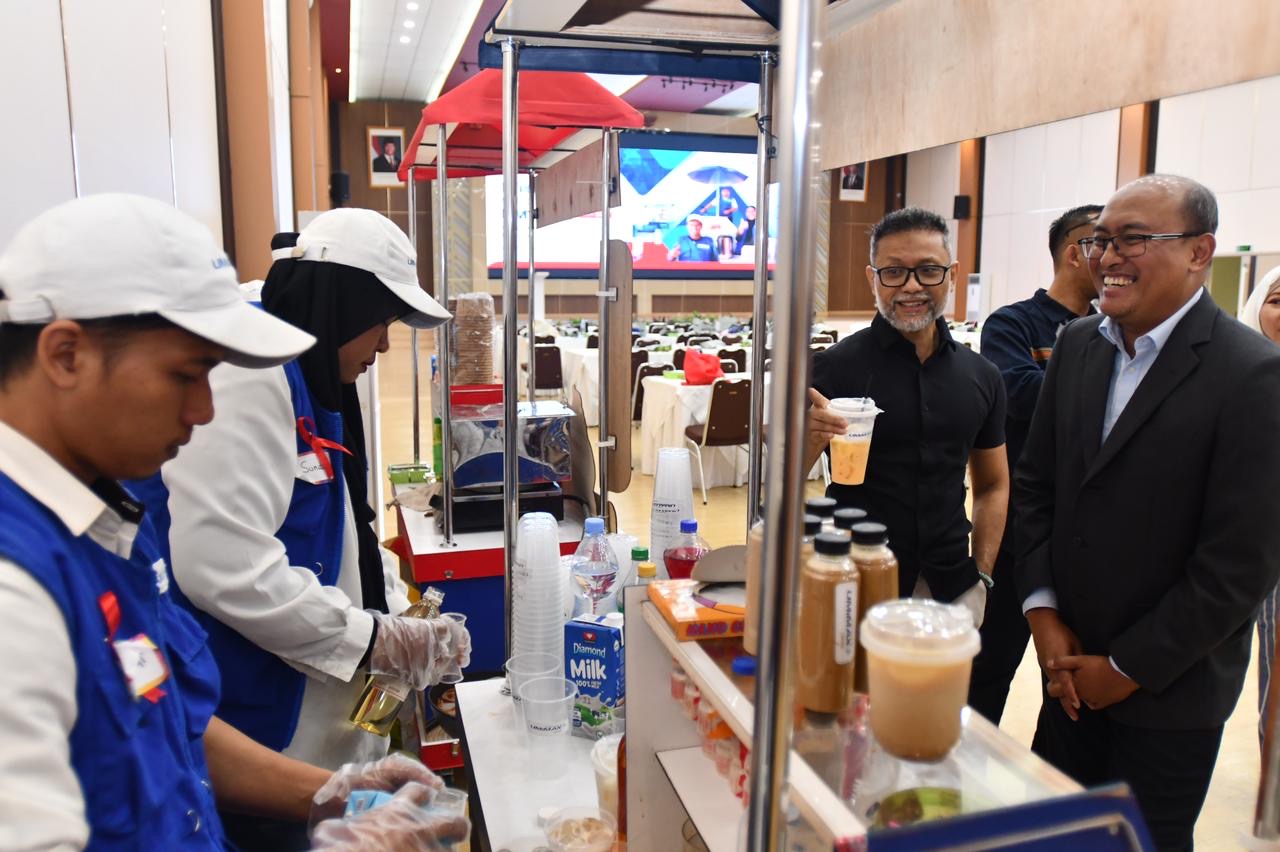 b7f61c8e bce4 47be 8866 0b339c5b720c