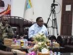 Natalius Pigai Soroti Praktik Uang di Balik Kebijakan: “Jangan Antar Uang ke Jakarta”