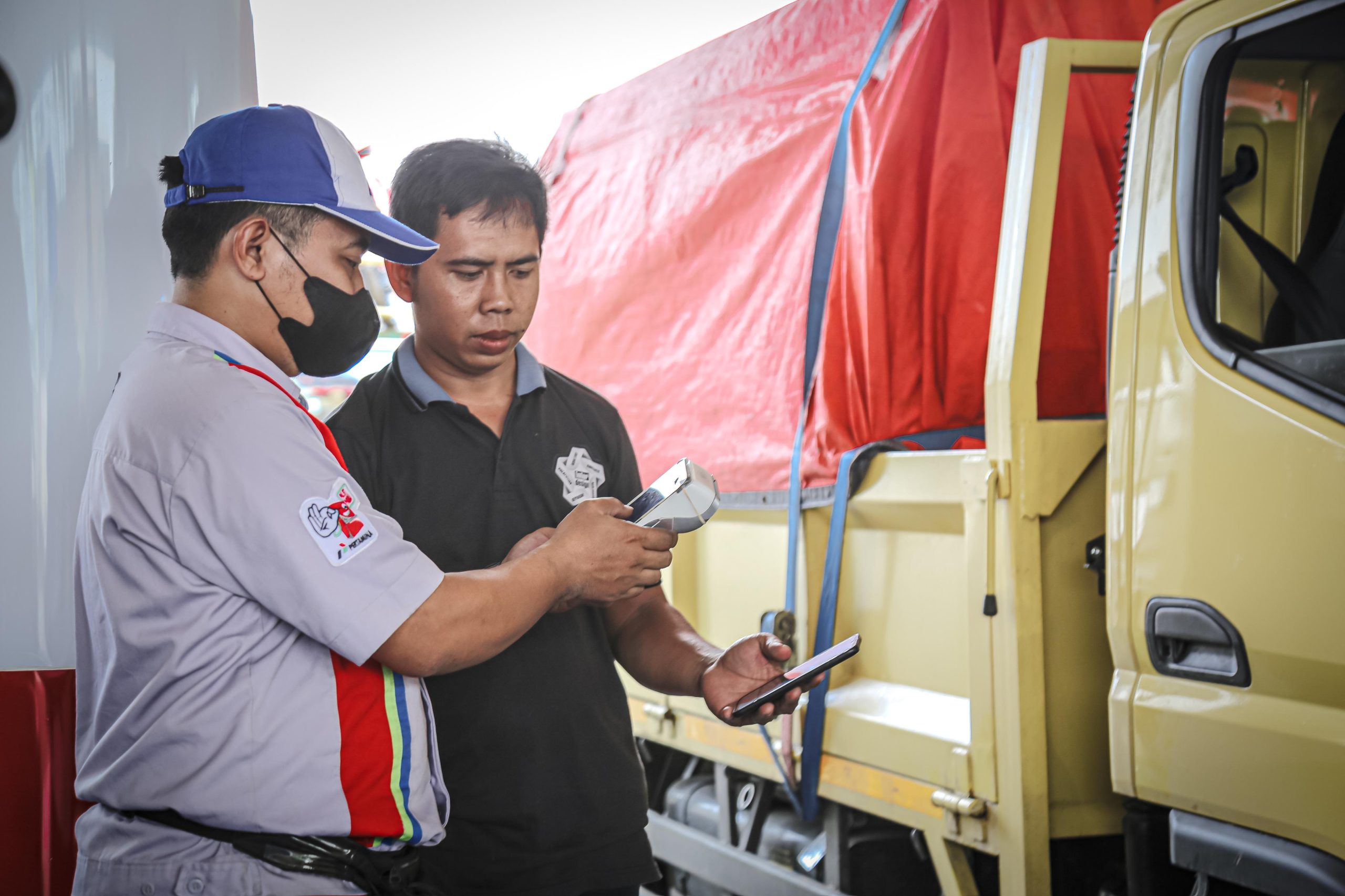 Pertamina Patra Niaga Klarifikasi isu STNK untuk pembelian BBM Subsidi