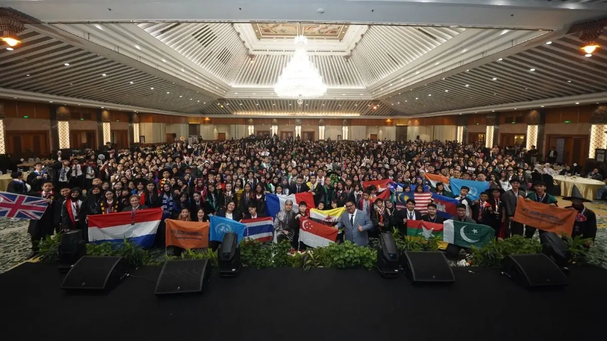 global-millennial-model-united-nations-gm-mun-2026-himpun-lebih-dari-1200-delegasi-pemuda-dari-12-negara-istimewa-r1Qnm Rahayu Saraswati Tekankan Integritas Kepemimpinan di Forum GM MUN 2026